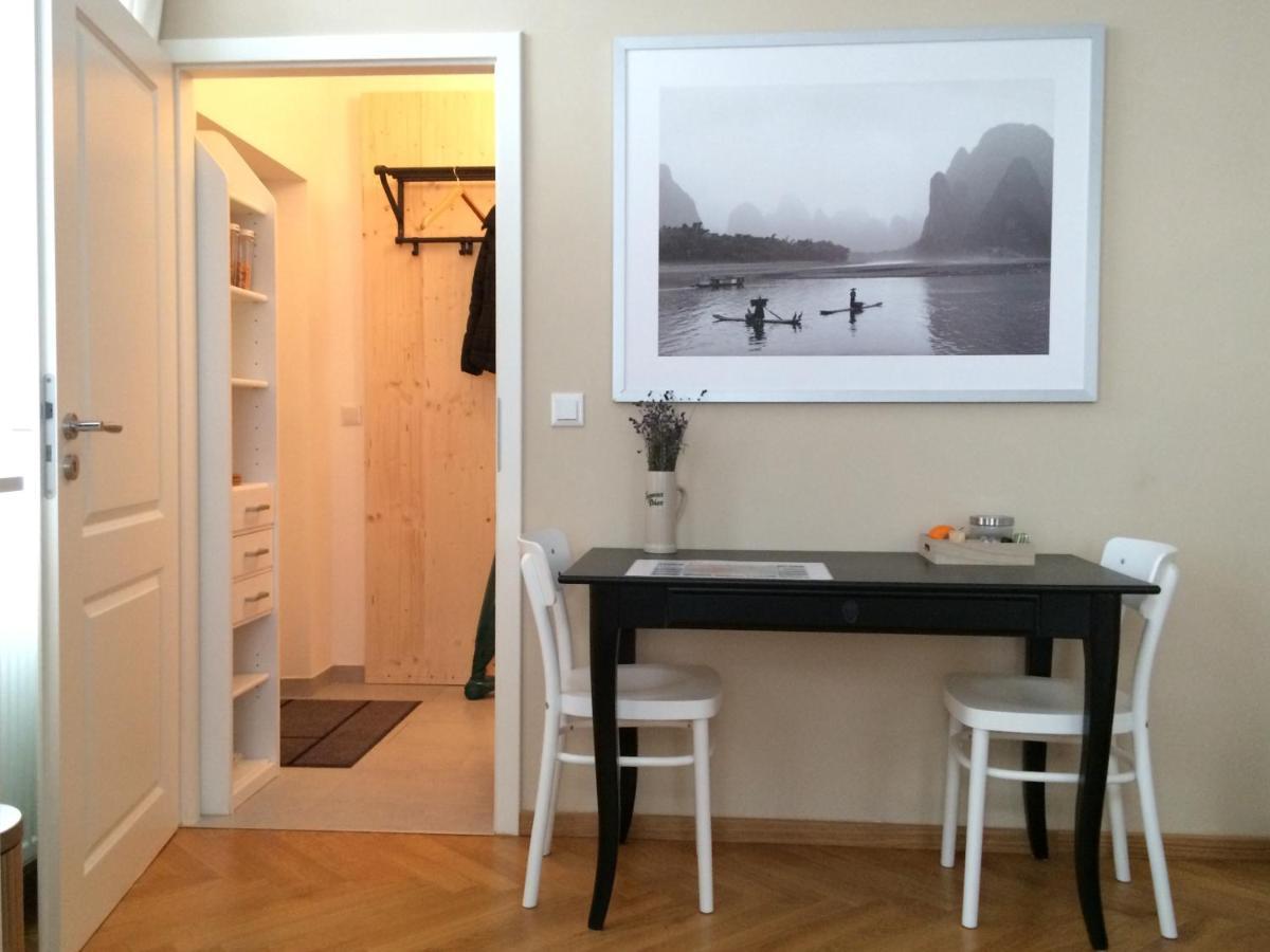 Studio U Parkplatz, Zentrale Ruhelage Neben Gruenoase Vienna Exterior photo